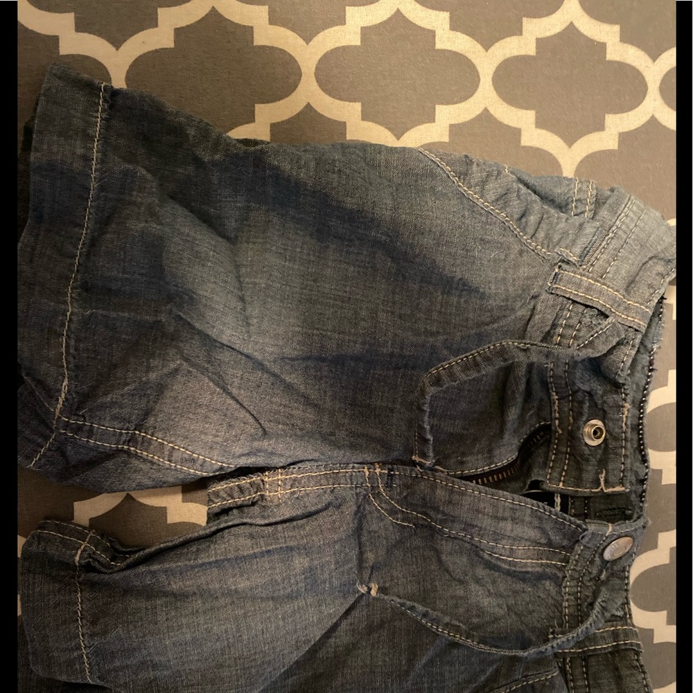 🚨🚨🚨 FLASH SALE 🚨🚨🚨     Boy’s Gap Shorts